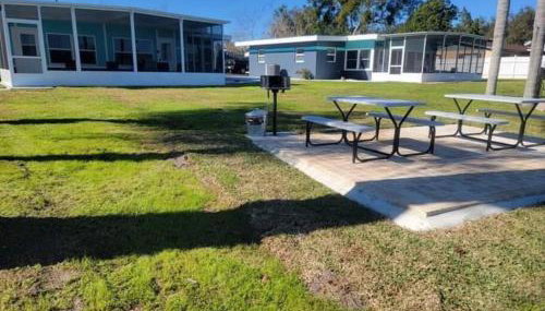 Camp St. Cabanas Unit 2 on Lake Dora - Foto 5