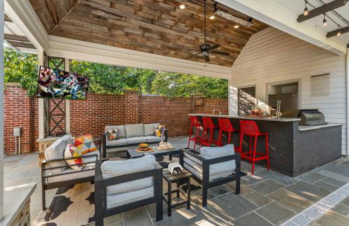 Pool Outdoor TV Fire Pit Game Room - Foto 4