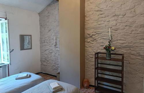 Ceps Cottage sleeps 6 with free wifi near the river - Foto 16