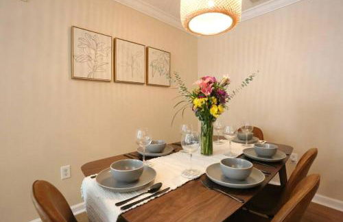 The Renew at Cricket - Near I75 , Pool & Gym - Foto 10