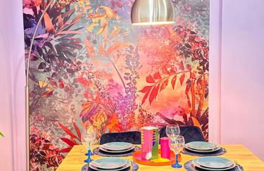 BOUTIQUE LUXURY City Center - Photo 1