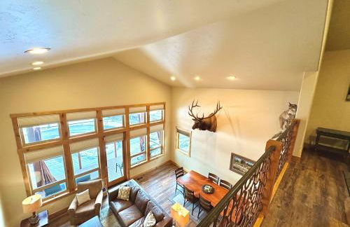 Luxury Townhome in Exclusive Eagle Bend - Photo 17