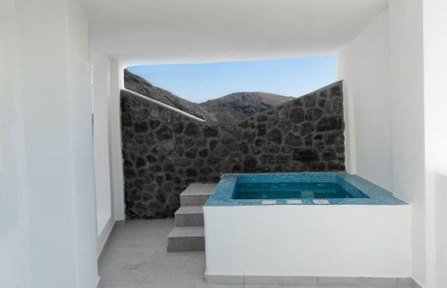 Tree Houses with private jaccuzi - Photo 7