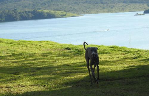 Chalé Mirante, piscina, cachoeira, lago e vista espetacular em Alexânia Goiás - Foto 17