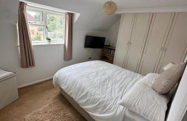 Charming 2Bedroom Home with Garden & Parking for 2 - Foto 14