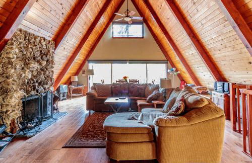 Alford Family Lodge - Photo 1