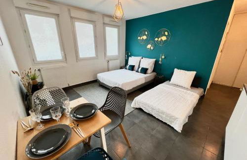 Agatha : ACCES FACILE GARE PARDIEU / EUREXPO / AEROPORT / GROUPAMA STADIUM - Foto 1