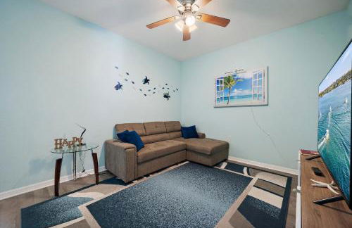 Lovely 2-Bedroom plus Den Condo in Greenlinks Resort - Photo 62