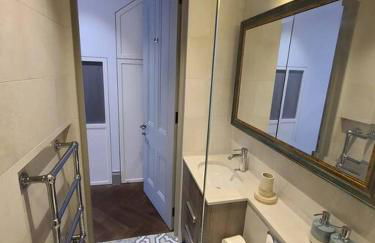 New Boutique Ground Floor Apartment - Photo 35