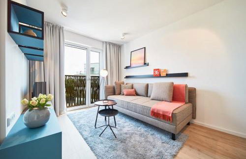 Business suite with skyline view with parking space - Foto 1