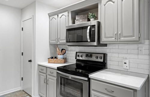 1 5 Miles to Mizzou ~ Spacious & Updated Home~ - Foto 13