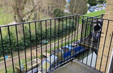 Marina View Penthouse Apt 2BR Parking St Neots Town Centre - Foto 97