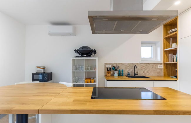 Holiday Home in Bilice With Pool - Photo 14