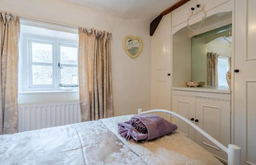 Forsythia Cottage - Photo 15