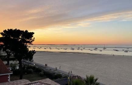 Première ligne - Vue mer exceptionnelle - Accès direct plage - Grand balcon - Parking privatif clos - Tout à pieds - Foto 27