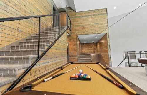 West Cabin- Yellowstone Family Retreat- Sled Hill - Foto 52