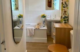 Castle Kennels - Foto 10