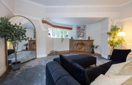 The GreyStoke Mansion With Private Grounds - Foto 29