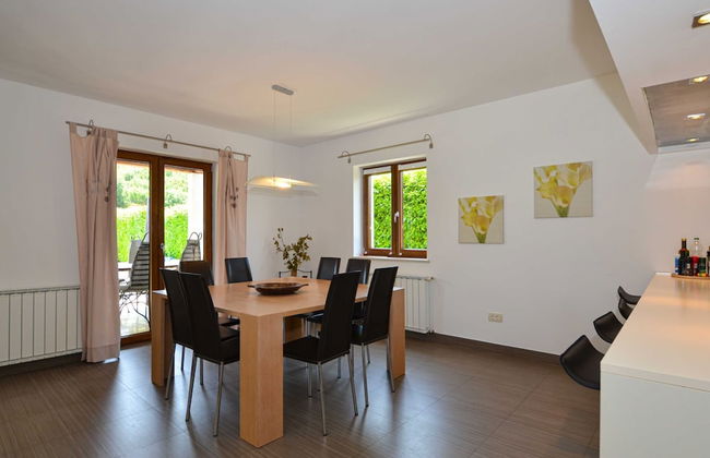 Sophisticated and Chic Villa With Pool - Foto 29