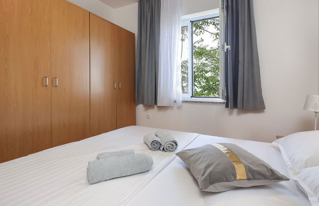 Peaceful Nature Retreat Near Krk Town With BBQ and Parking - Foto 4