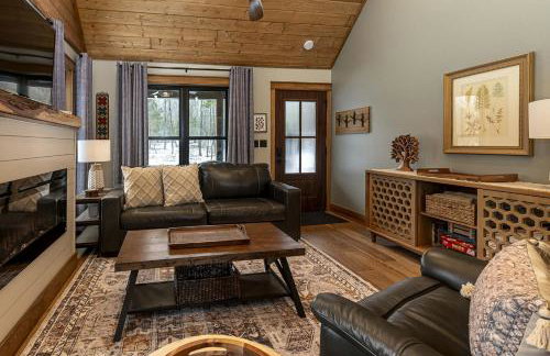 Hot-tub and Fire Pit Provided Cabin in Carbondale, Illinois - Foto 16