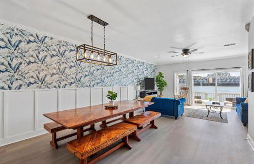 ☆Live on the Water! Lake Palmetto Palm w/ Patio - 10Min to Downtown & Beaches☆ - Foto 34