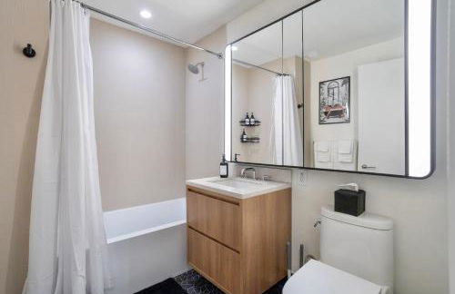 Prime NYC Waterfront Gem - Foto 10