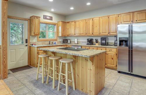 Murrayville Lakefront Cabin with Boat Slip and Grill! - Photo 8