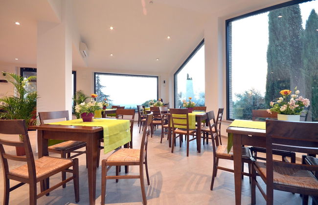 Agriturismo Colle degli Olivi - Foto 1