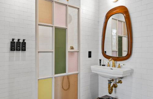 Freeman 601 by Rove Studio with Shared Amenities - Foto 11