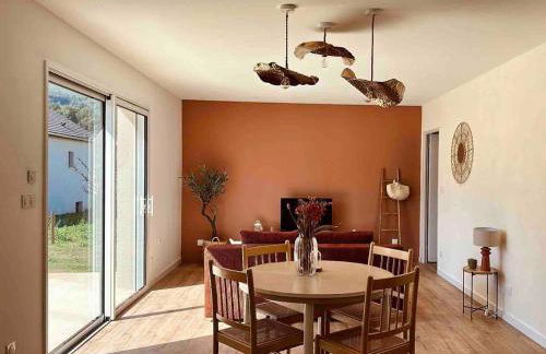 Maisonnette avec vue Montagne et jardin - Foto 1