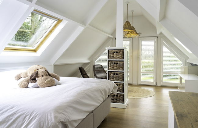 Rustic Retreat w/ Pool - Photo 3