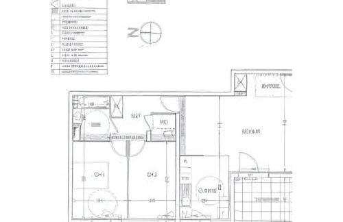 Live Like a Local Stylish 2BR with Balcony & Parking - Foto 20