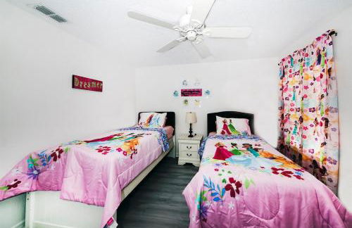 Spacious 6BR 4BA Villa, Private Pool, Near Disney - Foto 3