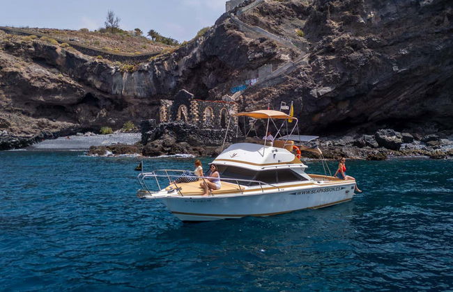 Paseo en yate con avistamiento de cetáceos - Foto 4