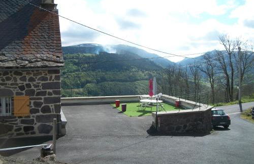 Vacances au pied des Monts du Cantal - Photo 6