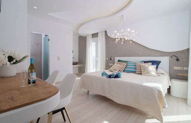 Spiros Hotel - Photo 56