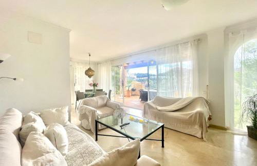 Altea Hills 3BR House with Private Garden - Photo 3