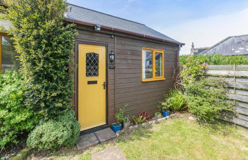 Contention Barn - Photo 1