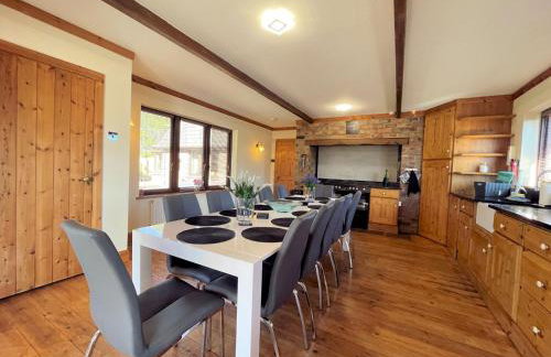 Beautiful 5BR House near Gretna Green with Garden - Pass the Keys - Photo 4