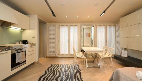 Luxury House - 2 Minutes Walk from Central Station - Photo 2, stove