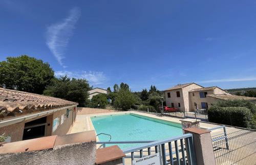 Maison confortable avec jardin à Quinson - FR-1-822-2 - Foto 10