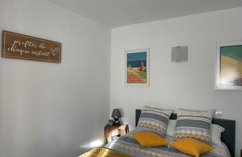 Chez moon Joli appartement rénové proche centre et parking privé - Foto 9