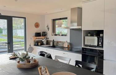 Gorgeous Wooden Chalet Near Lourdes - Photo 5