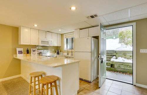 All-Season Lake Wallenpaupack Condo with Views - Foto 12