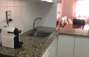 Pis a tocar de la platja amb wifi i parking inclòs - Photo 11