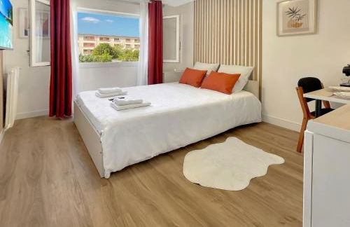 Le Petit Melun - Foto 1