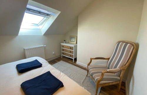 Maison de Charme - 4 Chambres - Courette & Parking Gratuit - Foto 31