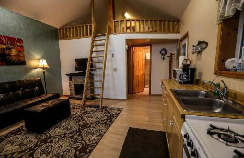 Delightful Waterfront Cabin near the Chugach National Forest, Alaska - Foto 14