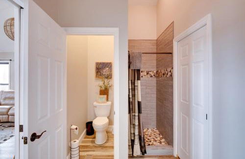 Lake Guntersville Getaway with Shared Boat Dock! - Foto 12